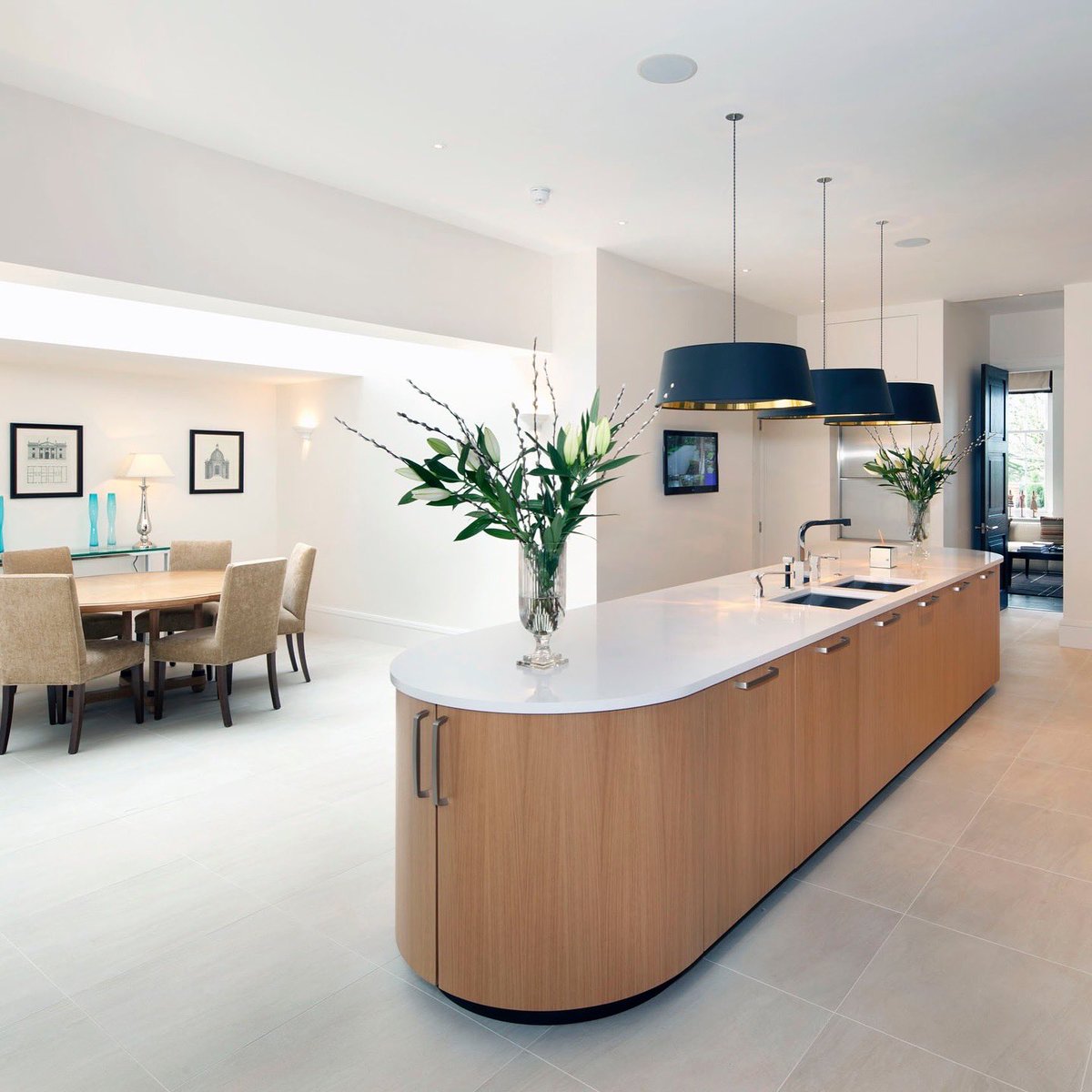 Jeremy Fine Property tweet media