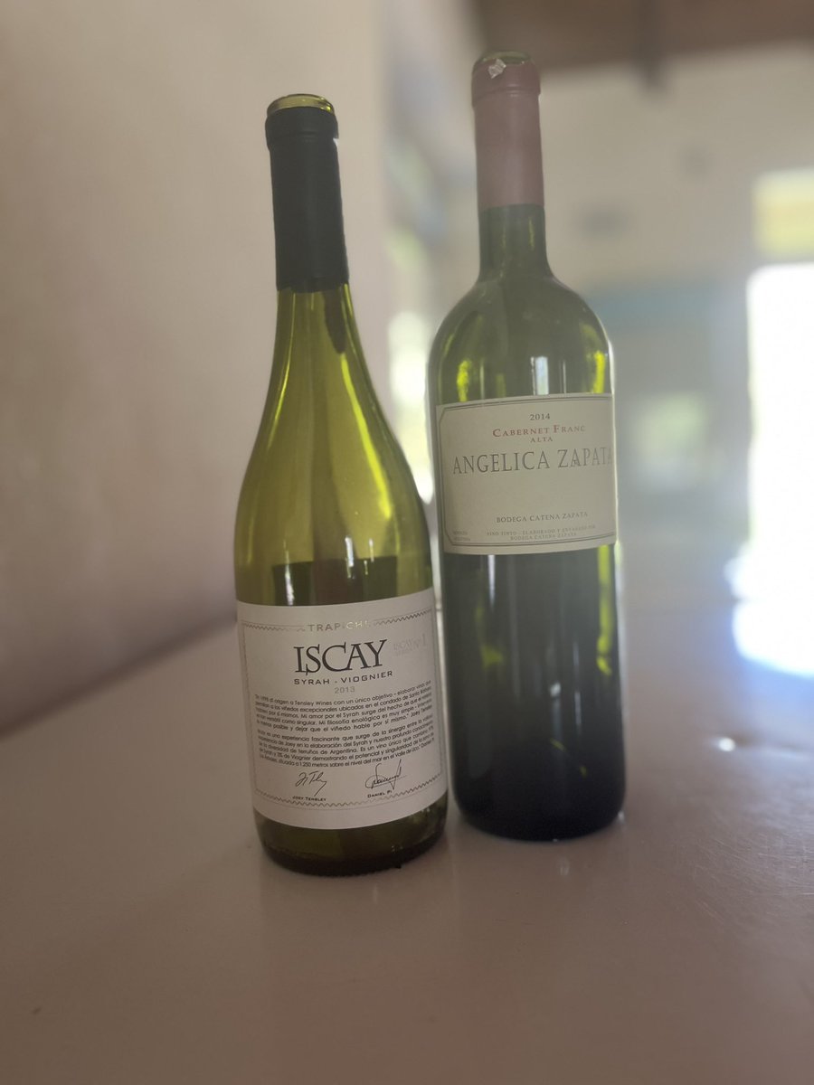 Los últimos dos de las vacaciones🍷
Iscay S/V 2013 🔥
Angelica CF 2014 ❤️

No nos merecemos menos 😉
