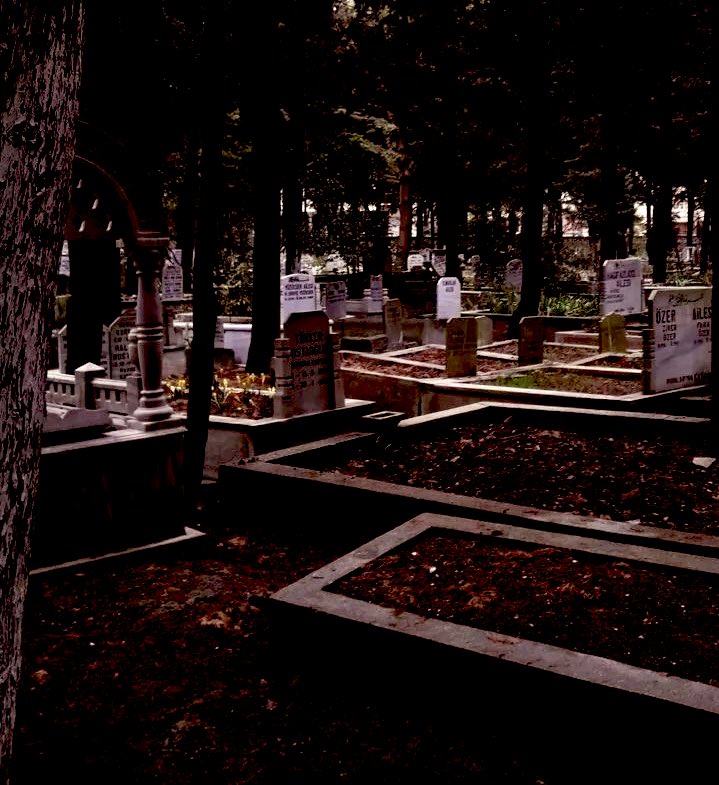 Uzun zamandır olmak isteyipte olamadığım o yer 🪦🖤🪦