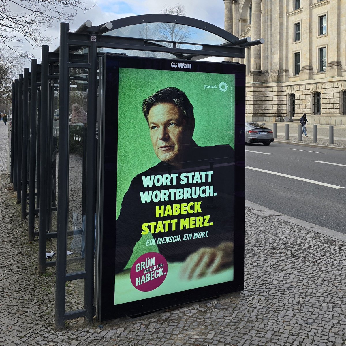 Verantwortung bedeutet, dass ein gegebenes Wort unter Demokratinnen und Demokraten etwas zählt.

Ganz grundsätzlich und ganz besonders, wenn es um unsere Demokratie geht.
#Bundestag #Habeck