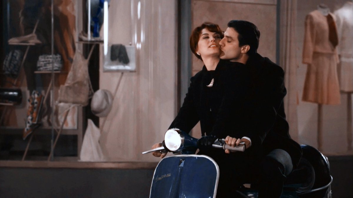 this frame lives in my head rent free #barberasmo