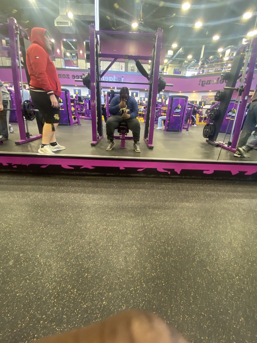 daveontae18's tweet photo. grind doesn’t stop 🧪🧪 https://t.co/p5sF4uE5PJ