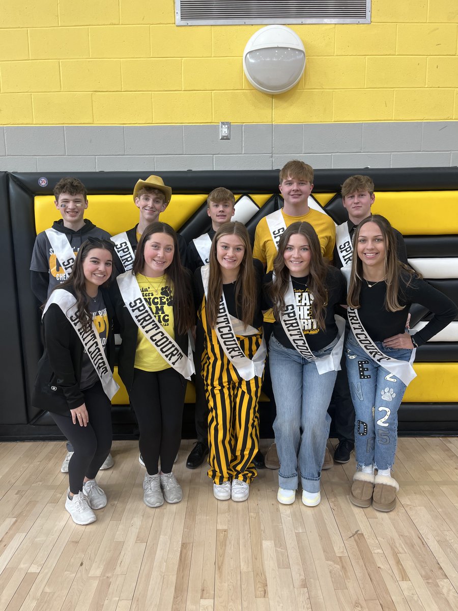 CPUSchools's tweet photo. Congratulations to CPU’s 2025 Spirit Court members! 🎉

Candidates for Spirit Queen (left to right): Zoey, Julia, Maya, Mya &amp; Bailey.

Candidates for Spirit King (left to right): Justin, Quinn, Carter, Ben &amp; Cohen.

Congrats to our new Spirit Queen, Julia, &amp; Spirit King, Quinn! https://t.co/suZUAs5Q40