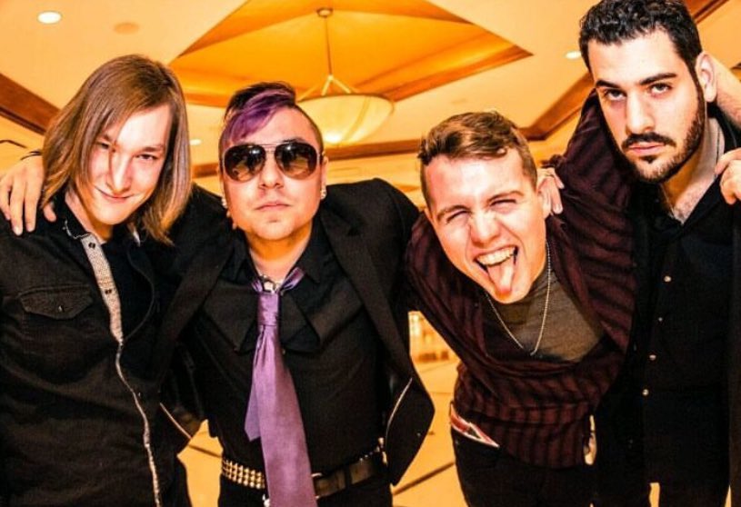 Jordan_Moed's tweet photo. Man it is absolutely unreal to believe that we’re hitting 10 years this year since Legacy/@B_Suspicious had hit the world. From the Hampton Jig, to Miss Apocalypse and everything inbetween, this band was special. 

What was your favorite song or memory?

#HamptonJig https://t.co/wniG1HExsH