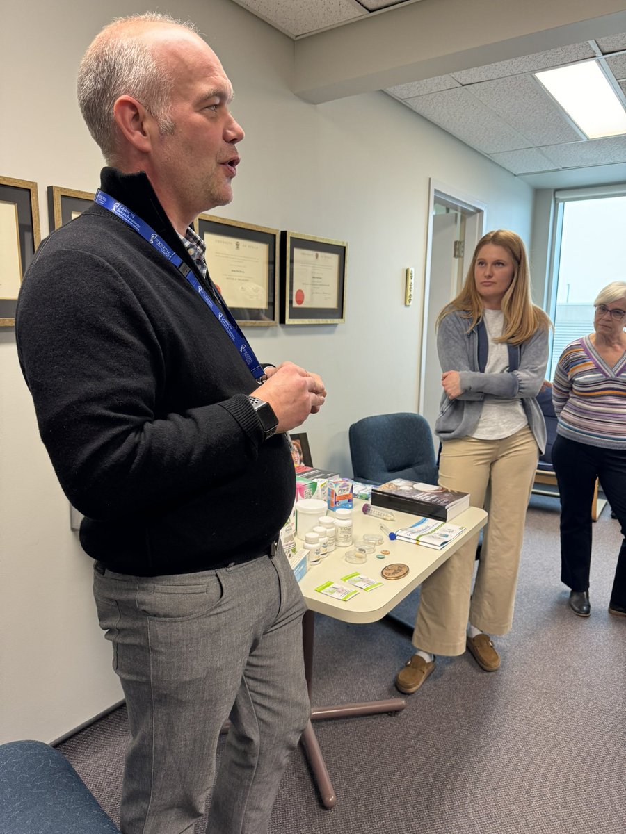 Lisa Porter (@lisaporter2) on Twitter photo <a href="/KayabagaArielle/">Arielle Kayabaga 🇨🇦</a> learning about how we are studying numerous aspects of the microbiome & disease <a href="/Our_MicroBiome/">Burton Labs</a> at #LawsonResearch <a href="/stjosephslondon/">St. Joseph's Health Care London</a> <a href="/KayabagaArielle/">Arielle Kayabaga 🇨🇦</a> learning about how we are studying numerous aspects of the microbiome & disease <a href="/Our_MicroBiome/">Burton Labs</a> at #LawsonResearch <a href="/stjosephslondon/">St. Joseph's Health Care London</a>