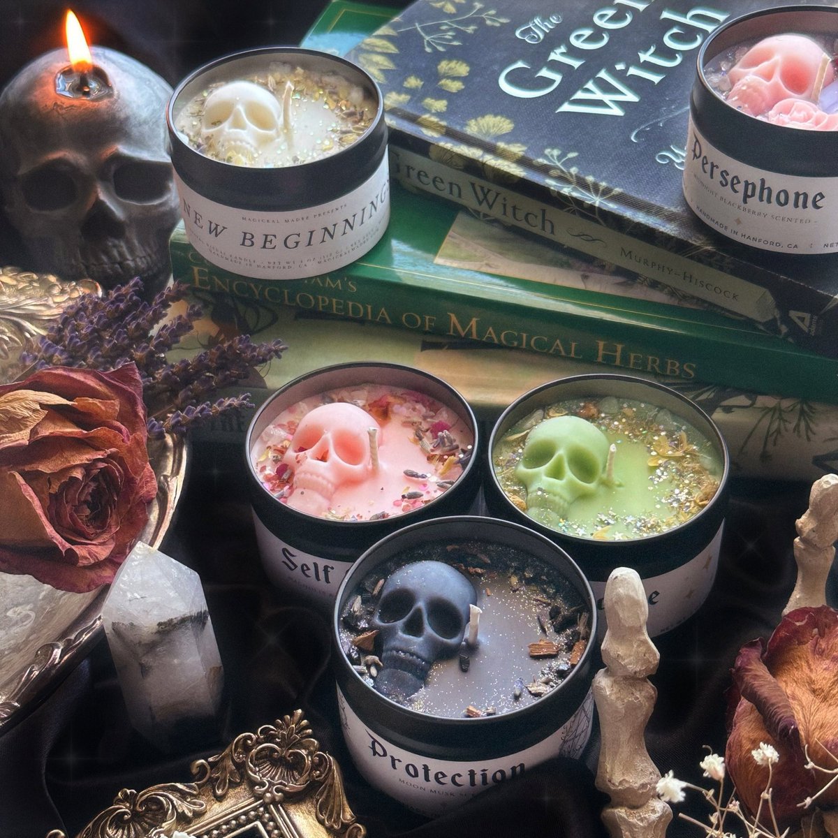 magickalmadre's tweet photo. hello friends ♡

if you’re looking for quality handcrafted candles and other aromatherapy products please feel free to check out my shop ⋆˙⟡ https://t.co/A3sRn6U8YO