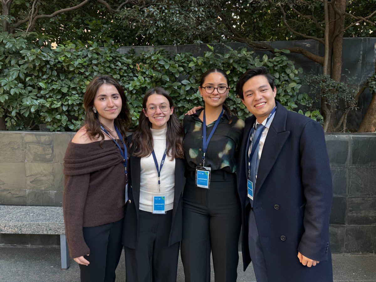 #NoticiasDerechoITAM

🎊🍀Le deseamos mucho éxito al equipo de Derecho del <a href="/ITAM_mx/">ITAM</a>  que en este momento está compitiendo en la final del Moot de <a href="/ArbitrajeCAM/">Arbitraje CAM</a>.

¡Muchas felicidades por este logro!

#ITAM #Moot #DerechoITAM