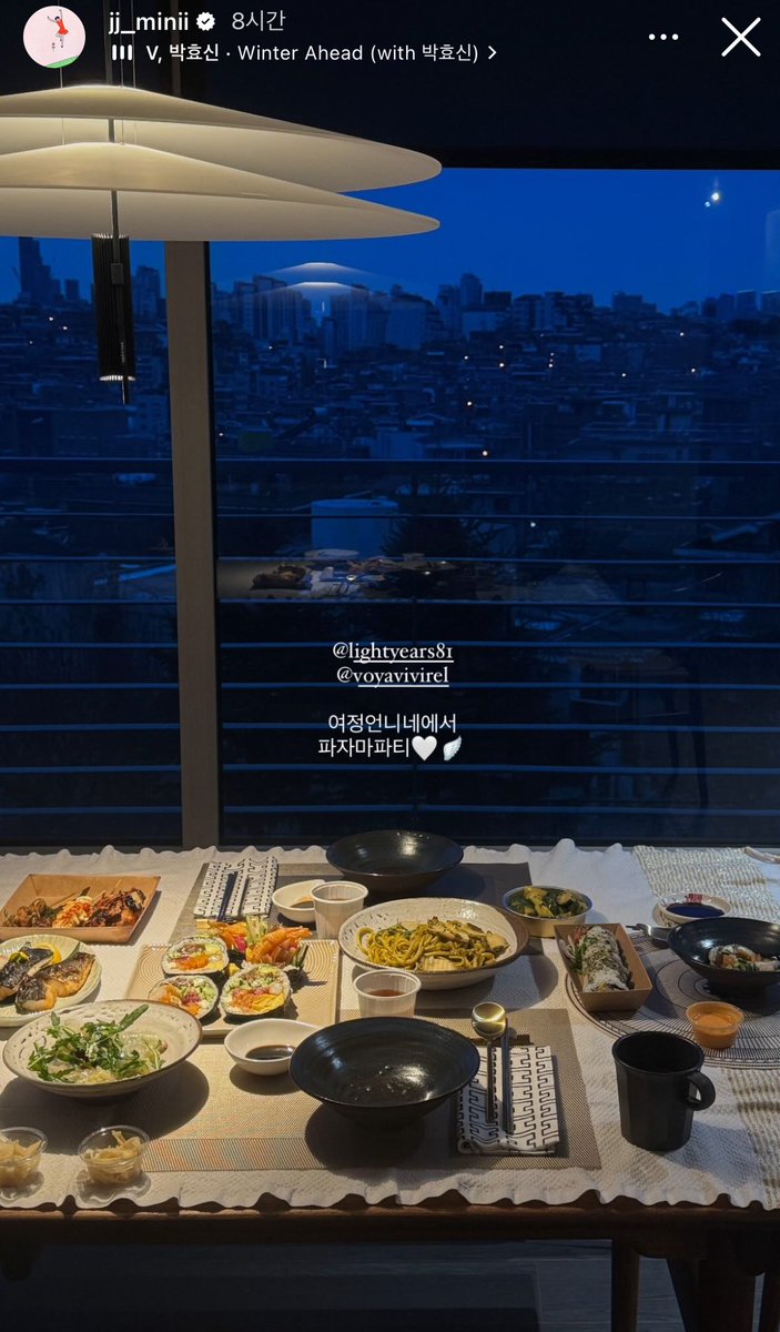 c_at_e's tweet photo. 조여정 박지현 서은수 파자마파티..? 그것도 여정언니네 집에서요 ??? ? 감독님 말대로 밀실에서 풀어줘도 그대로잖어요 https://t.co/96vv4ZTW6W