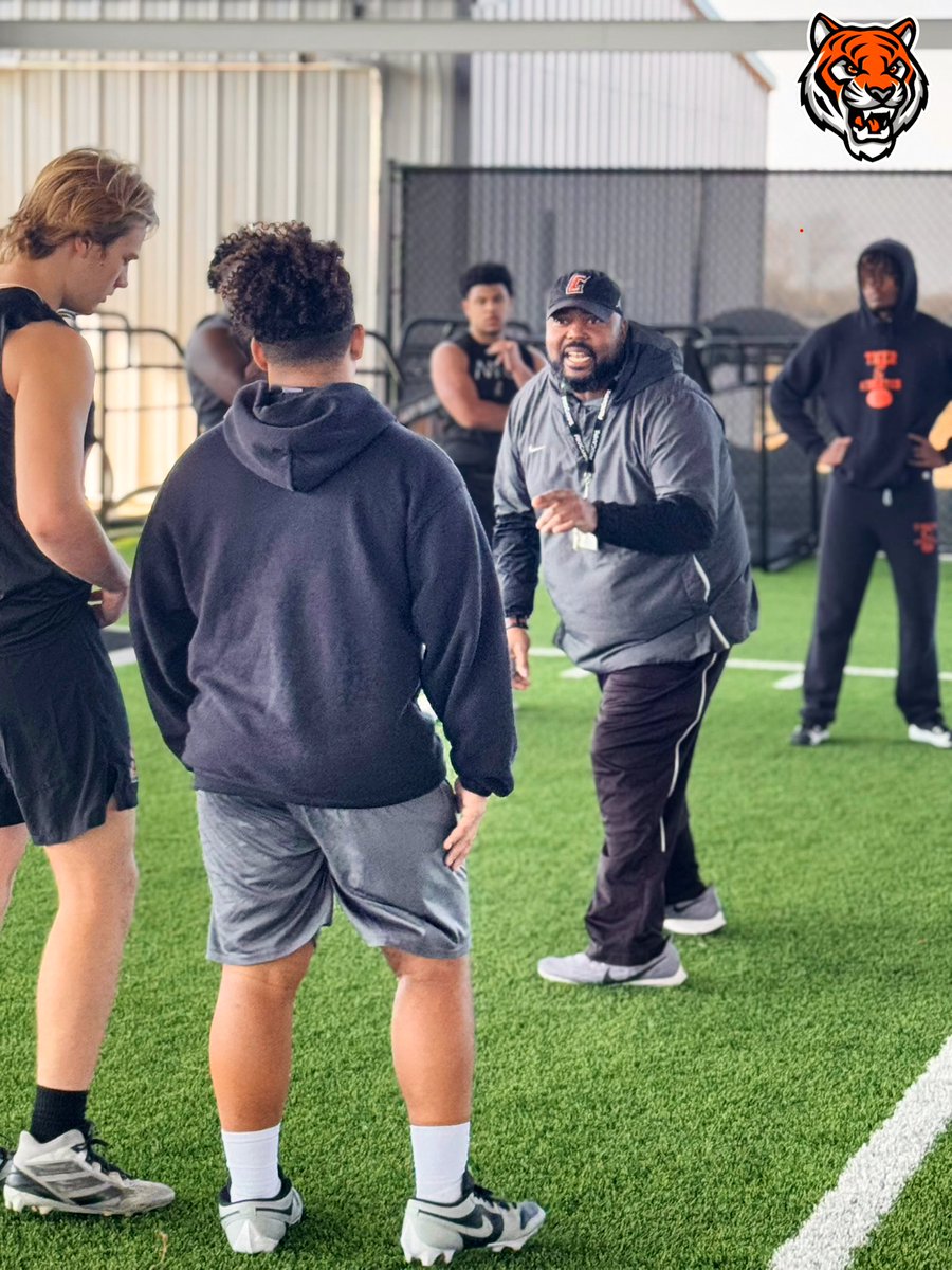 “If you do the bare minimum, expect bare minimum results. You want to be great, work to be great.” - J.J Watt