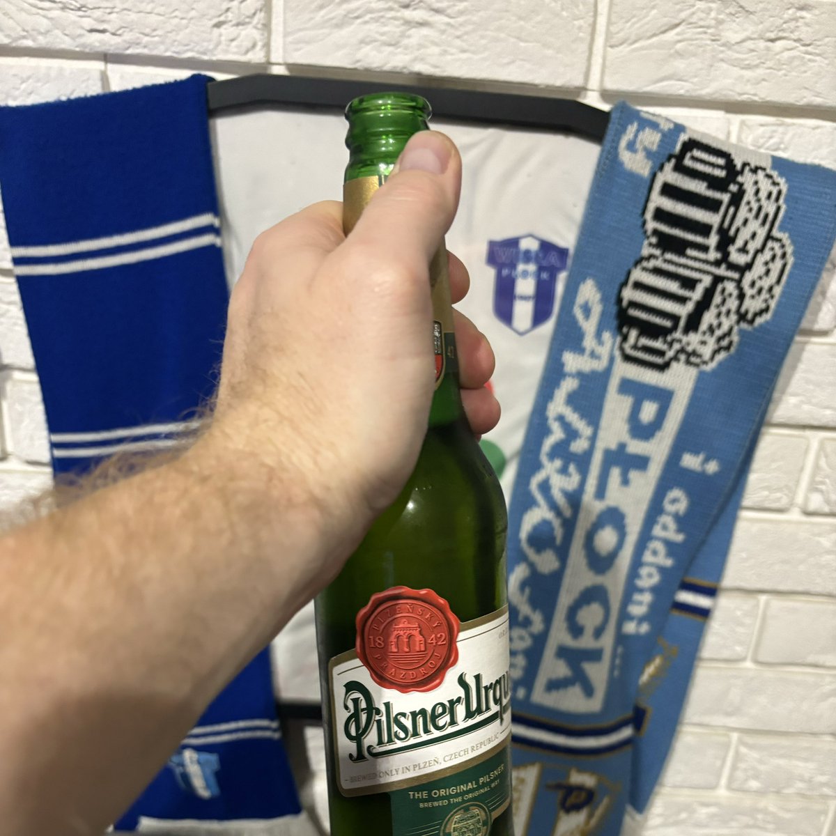 R_G_AF's tweet photo. Finito 😎
Czas wracać do ludzi.
#ZBW 🍻#alkoFans🍻#zaZKS🍻 https://t.co/ZmsrYxWgAG