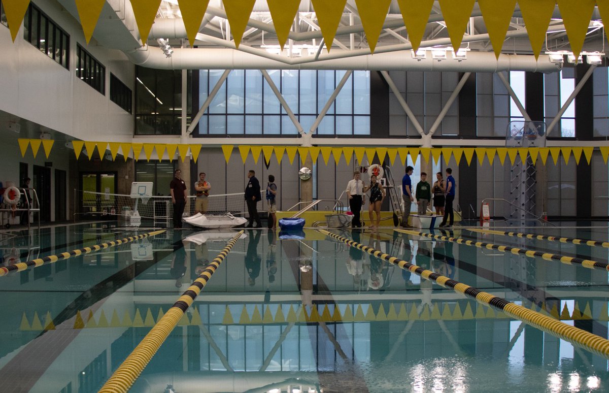 It’s that time of year again! NKTSA students took to the University rec pool to compete in the PVC kayak competition today. We’re happy to say that all ship captains returned safe and dry! 🚤