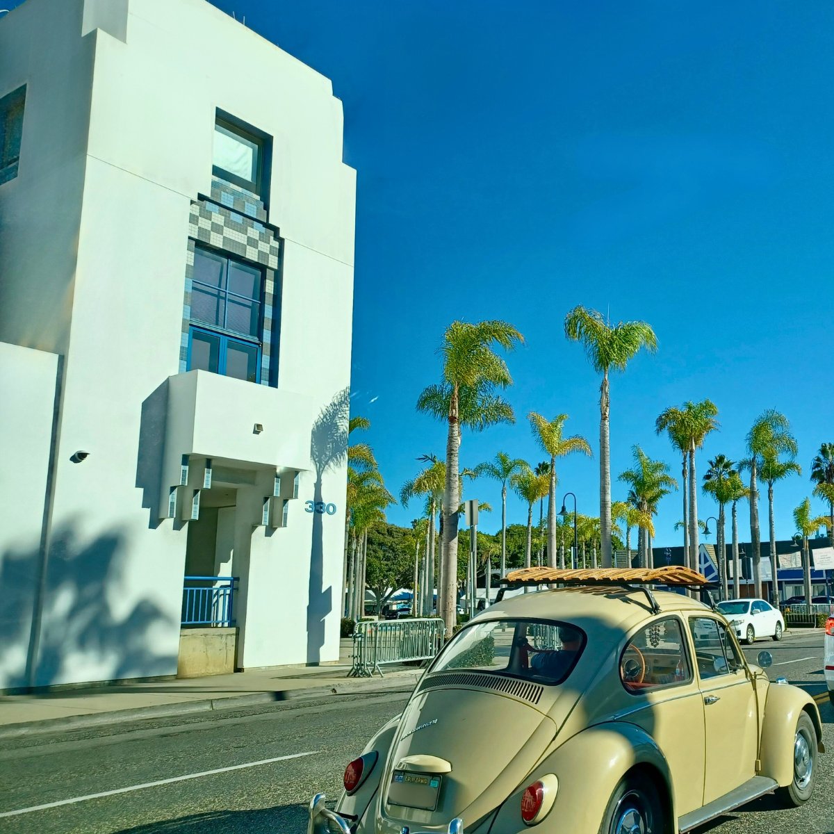 CityofOceanside's tweet photo. No, we never got the memo about winter. โ๏ธ๐ด
#OceansideCA #NoSnowHere #FridayFeels https://t.co/7aPSXSx0VW