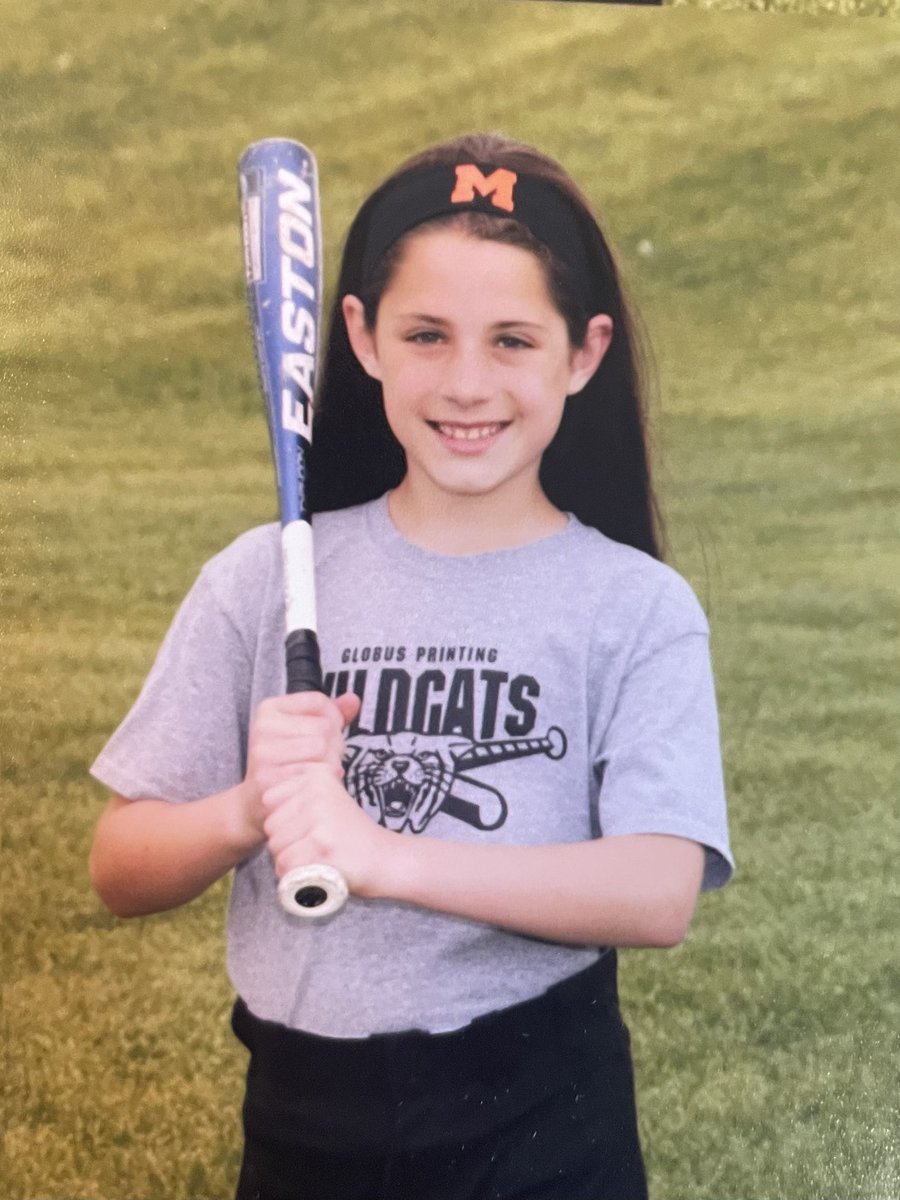 I’m excited to announce i plan on continuing my academic and softball career at Adrian College! Thank you to my coach’s, teammates, and family for supporting me through the years! A special thank you to my dad for helping me become the player I am today. Go bulldogs!💛🖤