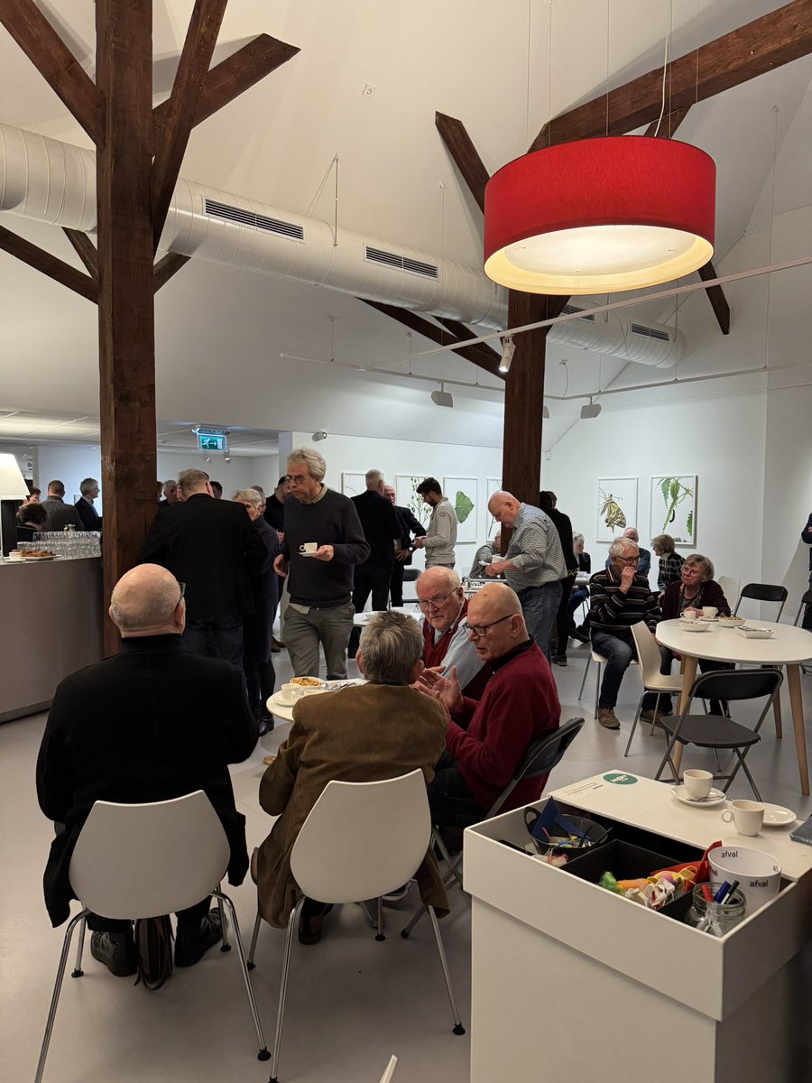 Een late nieuwjaarsreceptie van het CDA in de provincie Groningen, maar toch zeer waardevol. Goed om elkaar te spreken en vooruit te kijken op een mooi politiek 2025!