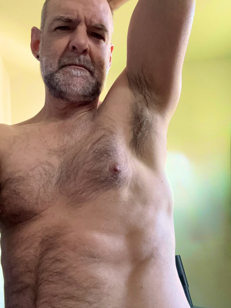 Mannhandled tweet media