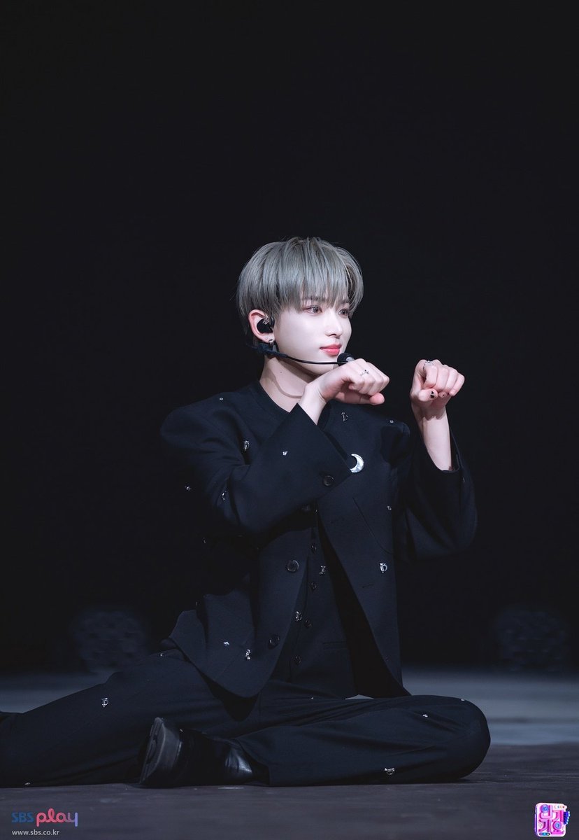 HARUA_FR's tweet photo. 📸 ─ PHOTOS

Des photos de #HARUA ont été publiées sur le site de Inkigayo 
(2/2)

 #andTEAM #앤팀
#하루아 #ハルア #HARUA https://t.co/KKq8pYLftq