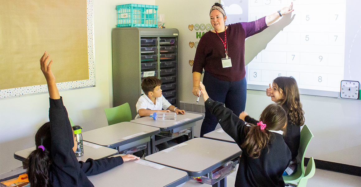 Educators, are you interested in better supporting the wellbeing &amp; mental health of your students? 

If so, join us for a free, online info session on Feb 24 or 25 to learn more about our Positive Education Teacher Training.

Learn more: ow.ly/zLnr50URpJv