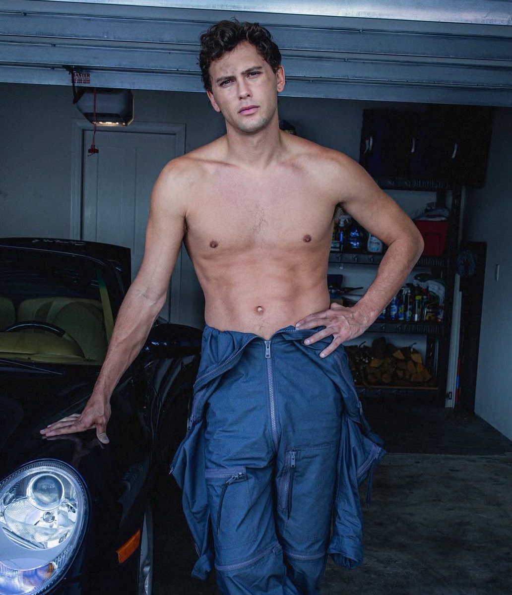 archivecooper's tweet image. UM HELLO?