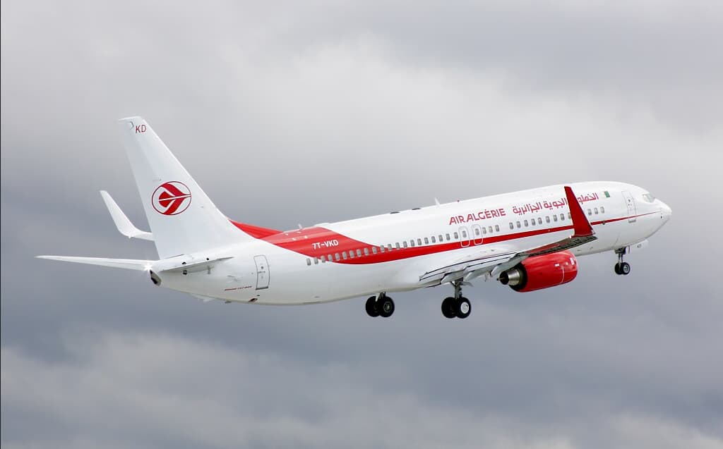 À l'approche du #Ramadan2025, Air Algérie met en place des offres spéciales "Ramadan Plus", à la diaspora algérienne, une réduction de 50% sur les billets. 

Pour plus d'infos 👉 bit.ly/4jC8wSR