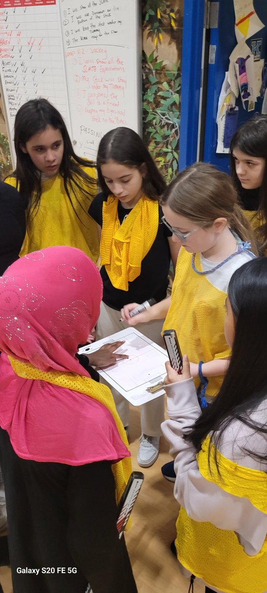 Mr.Pound tweet media