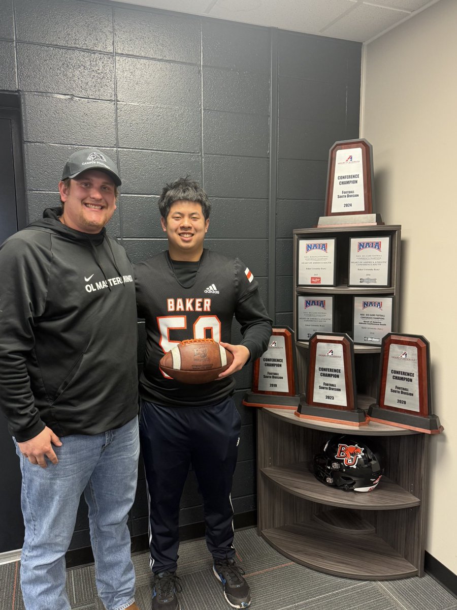 After a wonderful visit I’m blessed to receive an offer from Baker University <a href="/BakerU_Football/">Baker University Football</a> and <a href="/CoachMRegalado/">Miguel Regalado</a> and his staff for showing me around!!
<a href="/Coach_Tuck_47/">Tucker Pauley</a>
<a href="/Mitch_henryBU/">Mitchell Henry</a>