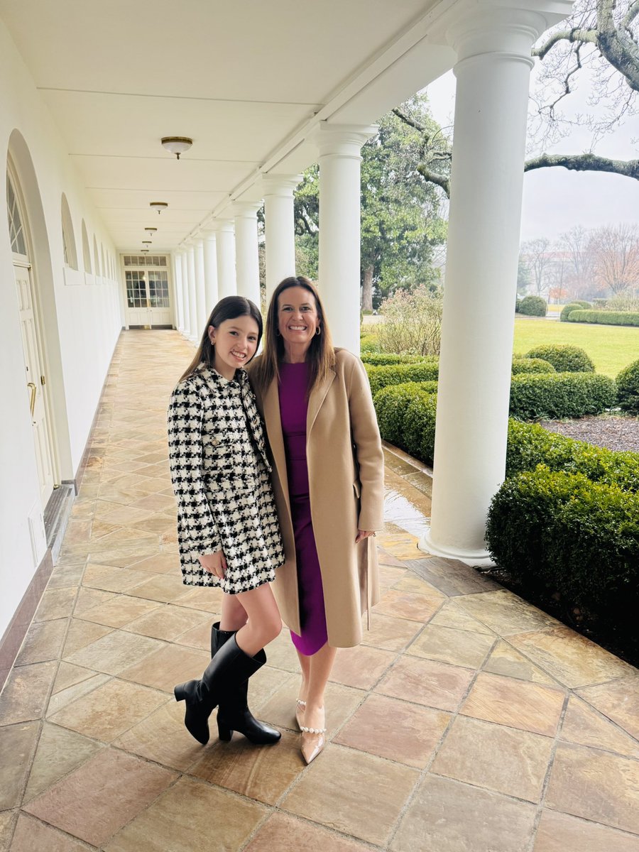 Sarah Huckabee Sanders tweet media