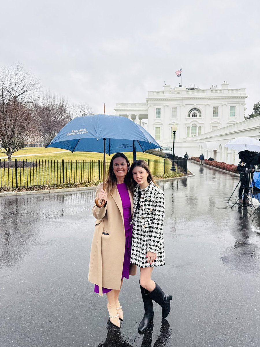 Sarah Huckabee Sanders tweet media