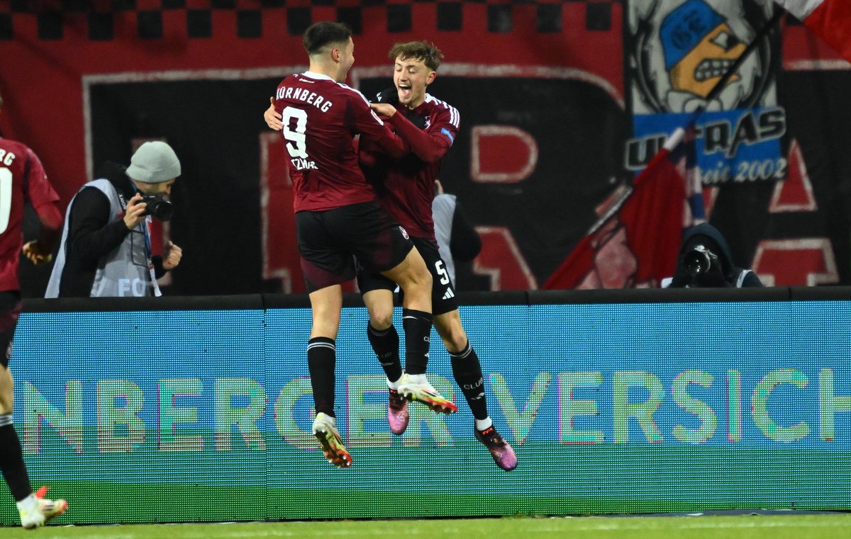 💬 "In der Summe ein verdienter Sieg für uns!"

Alle Stimmen zu #FCNSVD 👉 0cn.de/stimmen-fcnsvd

#fcn