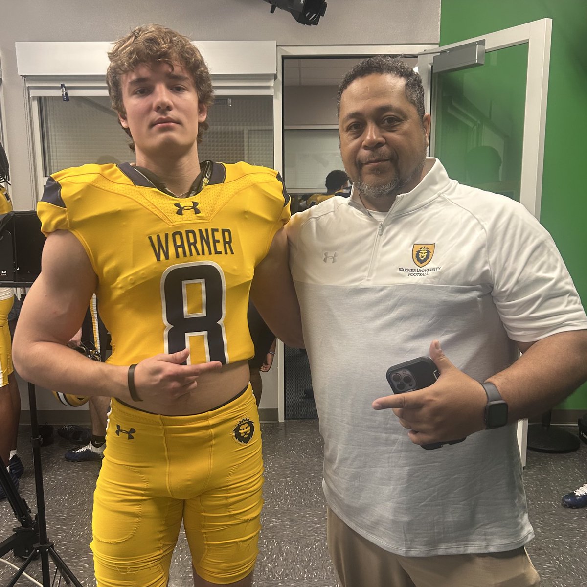 CharlyLodato's tweet photo. After a great visit and conversation with @CoachJoeNieves i’m blessed to receive my 3rd offer to play football at Warner University! Go Royals! @WarnerUFootball 

@CoachRGarth @CoachDrafts @DouxKid8 @NeaseFTBL https://t.co/ur9zqCRS6y