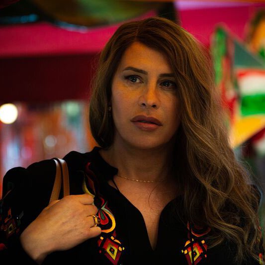 L’actrice nommée aux Oscars et Césars, Karla Sofía Gascón, est au cœur d’une polémique qui pourrait compromettre sa campagne.

Entre propos racistes, islamophobes, homophobes et allant jusqu’à défendre Hitler.

Découvrez tout ça dans ce THREAD 🧶