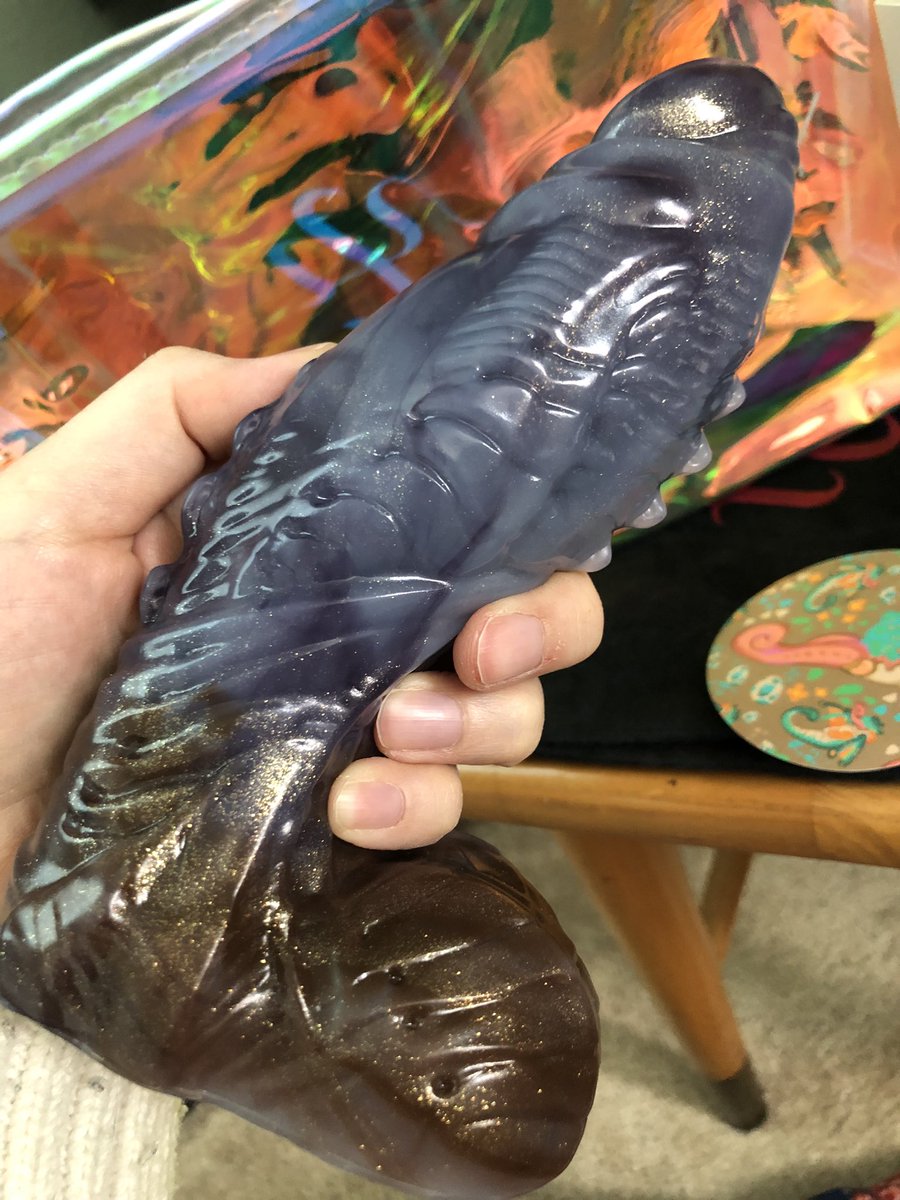 Impeccable presentation from <a href="/Master4Fancy/">Master4Fancy</a> ! Gorgeous work! More pics on 🦋