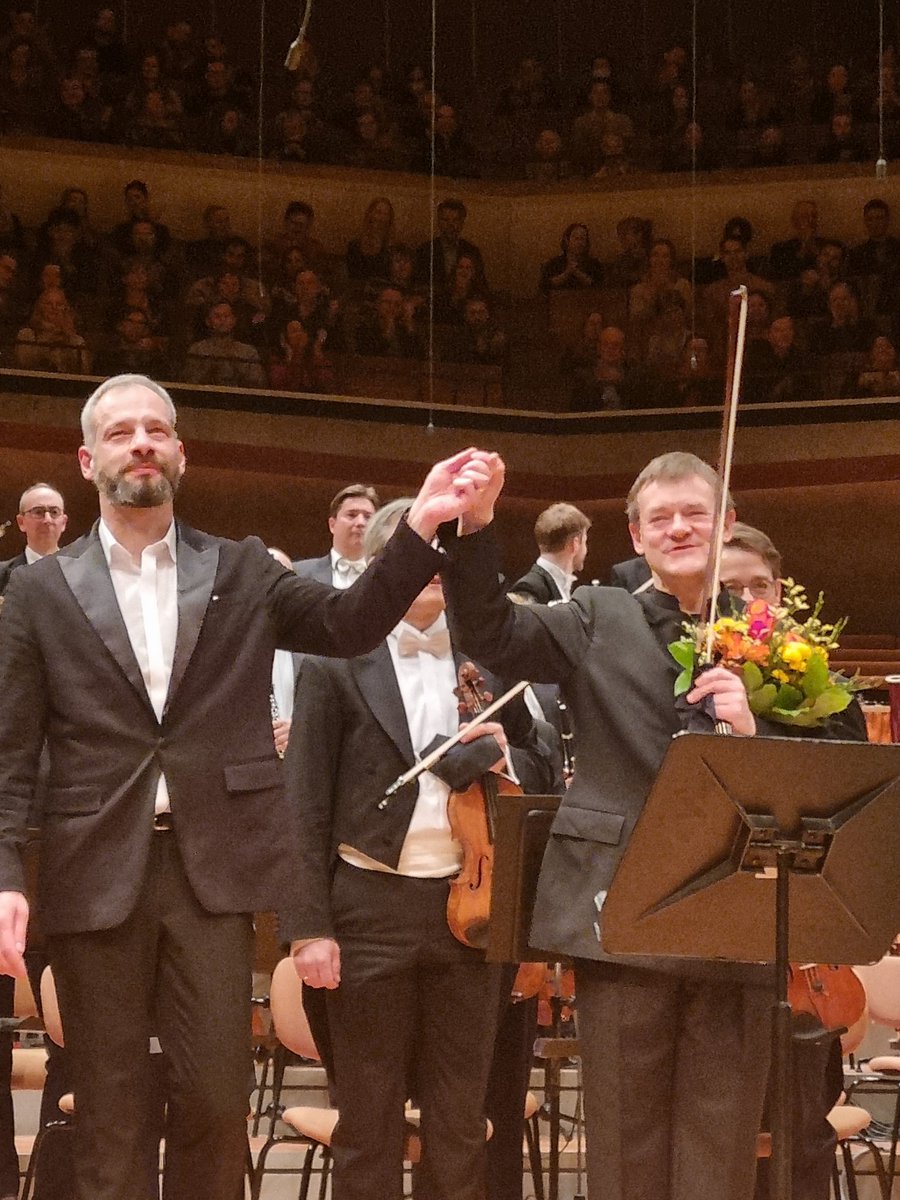 Wonderful Elgar Violin Concerto tonight with Frank Peter Zimmerman and the Berlin Philharmonic.