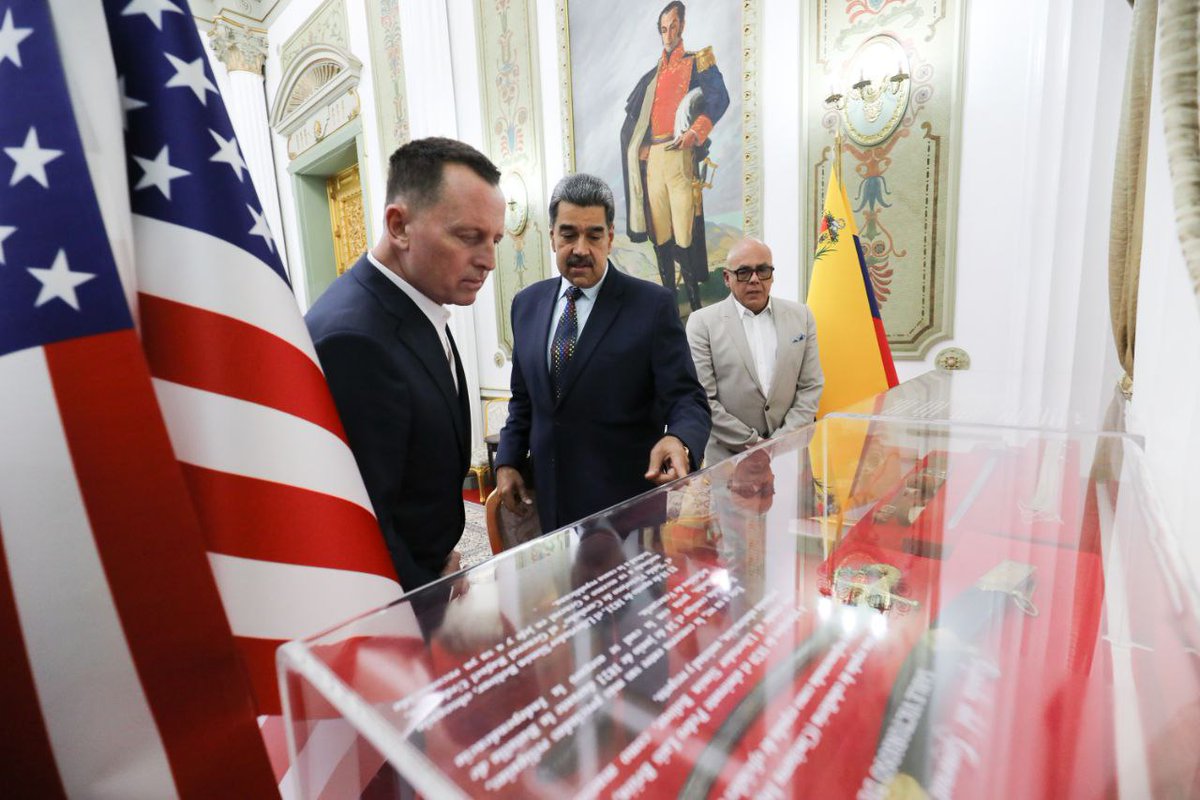 elinacusa's tweet photo. ¿Richard Grenell cobrará la recompensa de $25 millones? https://t.co/41jFhMLr1G