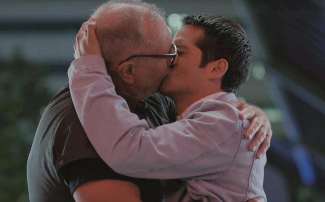 mostsourwolf's tweet image. everyone cheering at dob finally going gay for pay as if he didn't make out with jay pritchett in 2019.. open the schools!