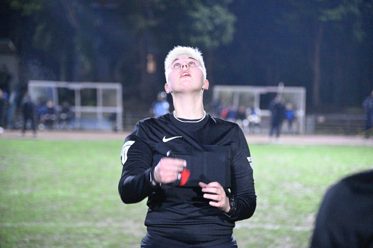 SniperPose tweet media