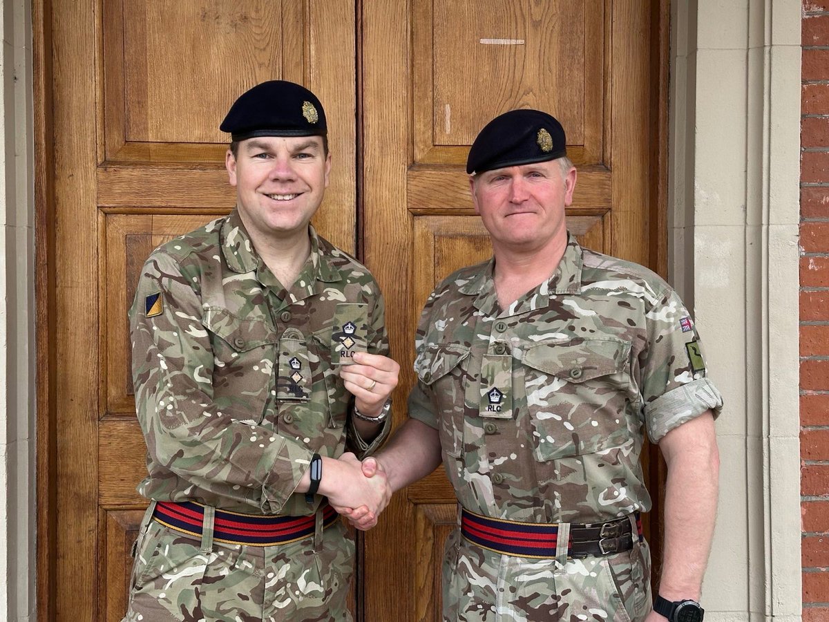 Congratulations to the Regimental 2IC, Maj Jim Revell on his promotion to Lt Col. 
#4RLC #101Bde