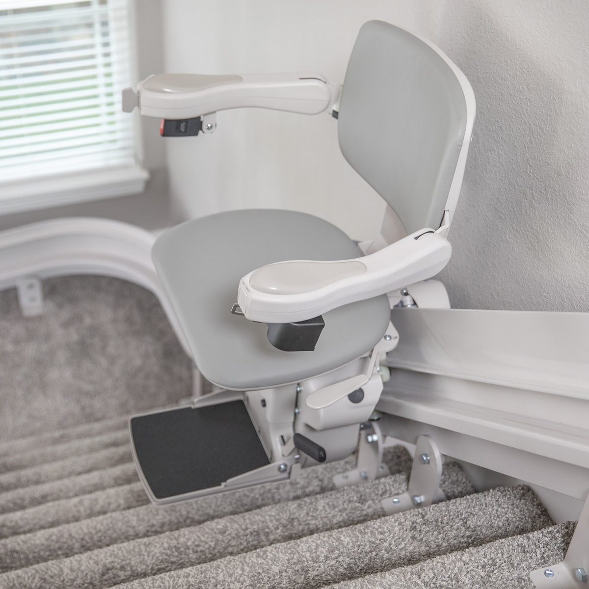 trans_mobility's tweet photo. Keeping You Moving Safely with Stair Lifts https://t.co/f69mE3PzH3 https://t.co/zKmxpulsq8