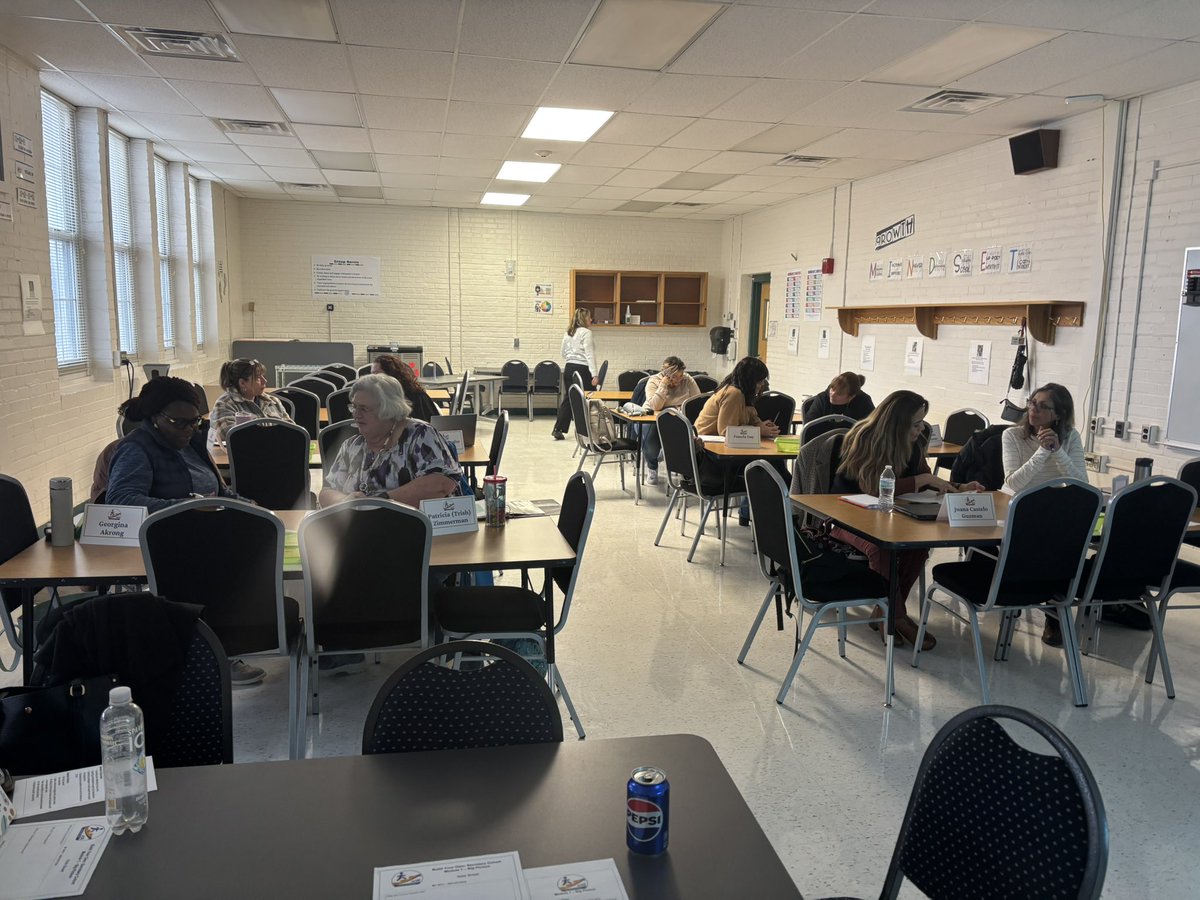 AMorgan_FCPS's tweet image. Kicked off the second year of the Build Your Own Program with a wonderful group of staff devoted to their professional growth and development. Thank you Dr. Sirgo for your dedication to this program and for helping facilitate session one! #fcpssupport @Lead2Support