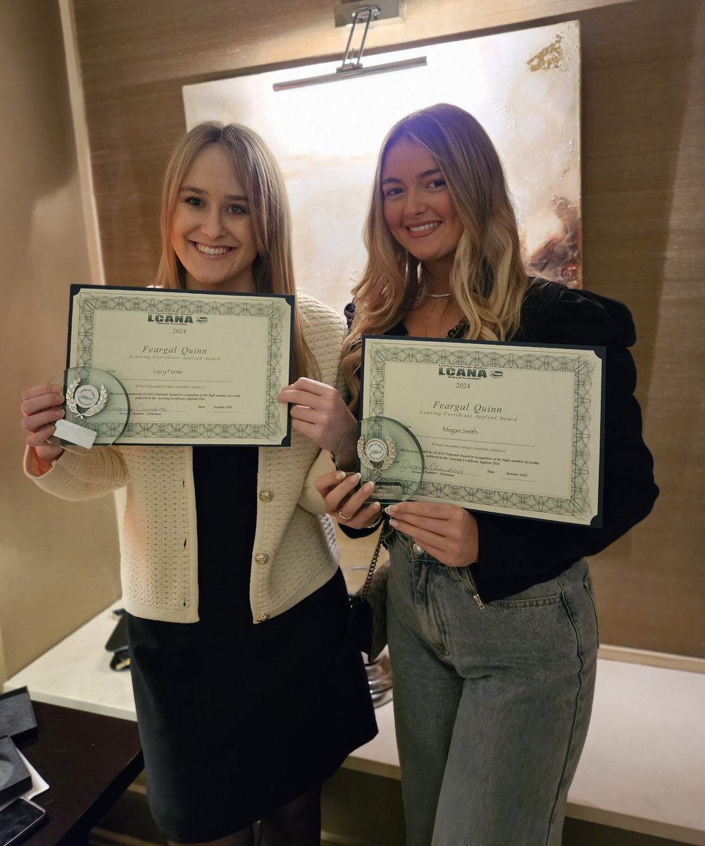 stpaulsg's tweet photo. We were delighted to welcome Lucy Ferns and Megan Smith back to St Paul’s today, from the Class of 2024, who were awarded the prestigious Fergal Quinn Award last weekend, for their outstanding results in the LCA programme. 🌟🌟Congratulations ladies! 🙌🙌 @lecheiletrust1 https://t.co/NQu0JfqFx2