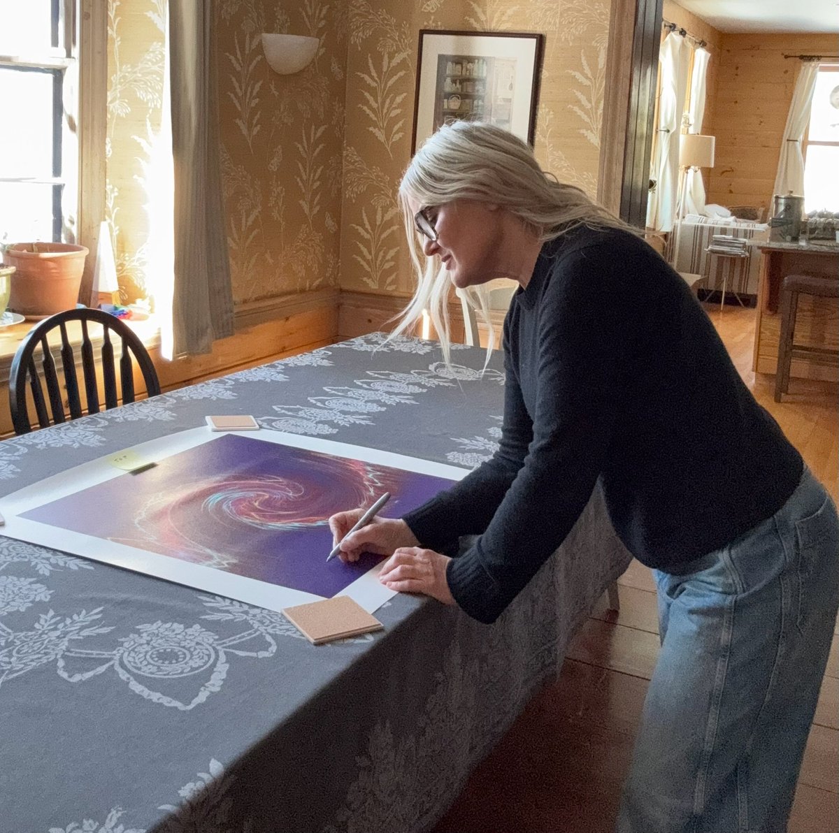 paulacolemusic's tweet photo. I’m releasing a small exclusive collection of @Soundwaves_Art prints created from the sound waves of “I Don’t Want To Wait” & “Strong Beautiful Woman.” Each is signed by me to support #WellspringHouse a North Shore of MA organization close to my heart. https://t.co/smrPi8J1gf https://t.co/3IpstHGlEa