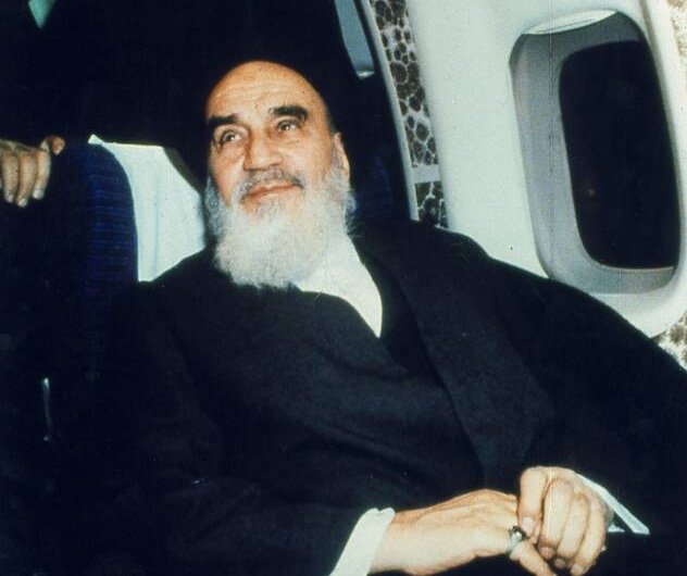 elahehadinezhad's tweet photo. سال‌ها انتظار، یک پرواز، میلیون‌ها دل تپنده…
 ۱۲ بهمن، روزی که امید به ایران بازگشت و تاریخ مسیری تازه یافت. 

#۱۲بهمن #امام_خمینی https://t.co/xu74Iw1u7d