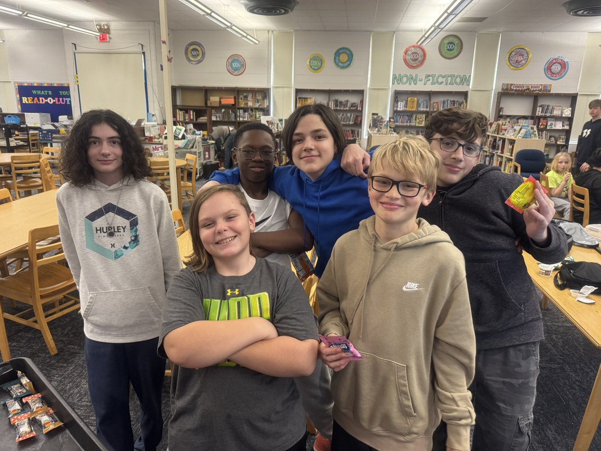 Lori Wilson tweet media