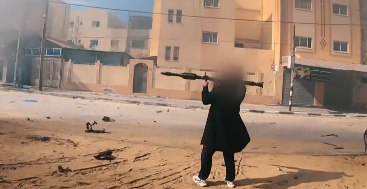 اشتي اصحاب الحسابات الصغيرة والثقيله 

الذي ماتعدا متابعينهم من فوق 5000 متابع 

يفعلو اعادة التغريدة.🔄... وتعليق باندعمهم 

واتمنا من الجميع دعمهم ومتابعتهم هم اولا بالدعم و هم با پردو المتابعه فورا
ادعم حسابك لاتبخل والرد سريع انا من ضمنكم 
انطلقو على بركة الله شاركو بقوه .❤️