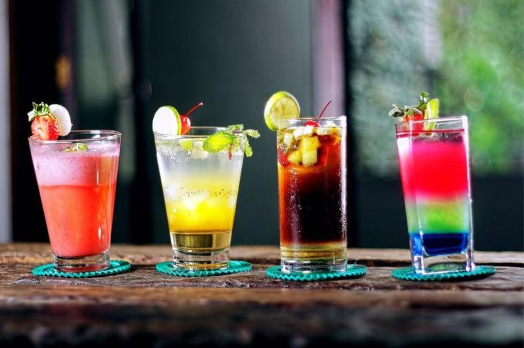 mumuiceug's tweet photo. The weekend is calling... 🍹✨ Pick your flavor, vibe out, and let the good times flow! 🌈 Cheers to relaxation and unforgettable moments! 🥂 #WeekendVibes #MumuIce #FlavorExplosion https://t.co/E2ugLRn3OX