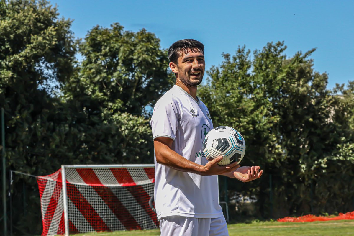 𝗦𝗔𝗧𝗨𝗥𝗗𝗔𝗬 𝗙𝗜𝗫𝗧𝗨𝗥𝗘𝗦! 🇯🇪

Happy Friday! It's set to be another great Saturday of local football tomorrow fixtures across the island! 😁

Good luck to all teams and refs in action! ⚽

Head on down to a game and support the local game! 👏🏼

#FootballForAll