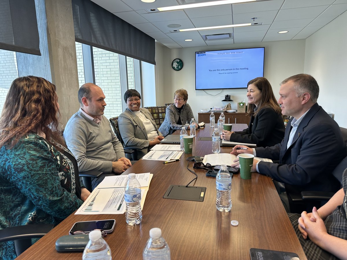 MSUGovRelations's tweet photo. Congresswoman @McdonaldRivet visited MSU’s @MSUMD Flint Campus to meet with faculty from the C.S. Mott Department of Public Health and OB-GYN. Discussions centered on The MIRACLE Center and key initiatives supporting pregnant and postpartum people. https://t.co/z8c1LnxmyM