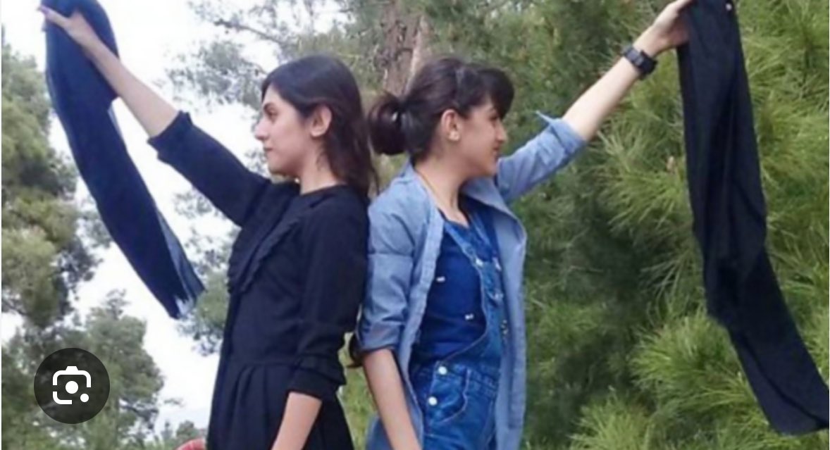 Celebrating "World Hijab Day" is like spitting on women's long-standing struggle against religious misogyny. To express solidarity w Afghan&amp; Iranian women, as well as with those who suffer in silence, I urge everyone to show their hair&amp;feel the wind in their hair.🙏❤️
#NoHijabDay