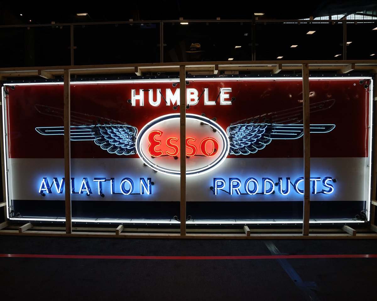 Barrett_Jackson's tweet photo. Kicking off each morning of the 2025 #Scottsdale Auction, the #Automobilia Auction set the stage with an assortment of #treasures. From #nostalgic #kiddierides and towering #neonsigns. Explore this gallery of the top-selling automobilia items.
Read more: https://t.co/DQMMOtdrow https://t.co/pD0eTh2y5N