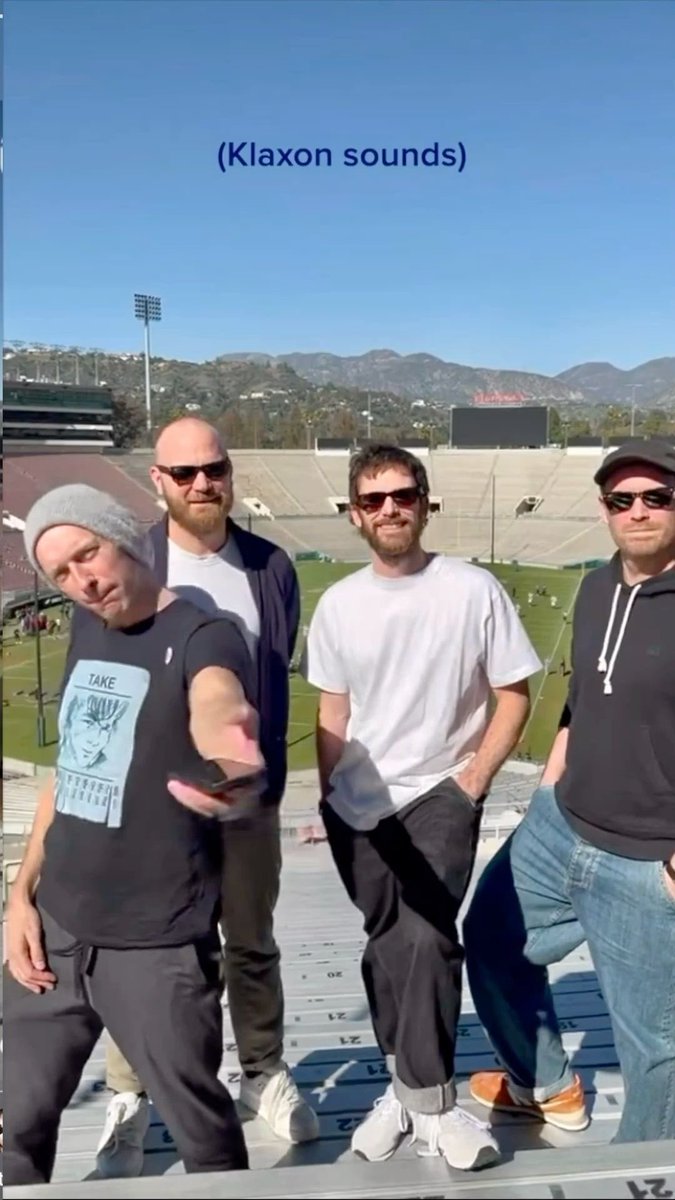 coldplayrares's tweet image. 