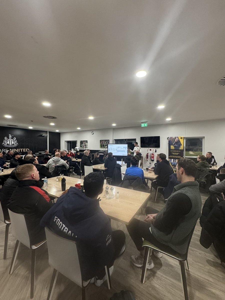 _CoachTheCoach's tweet image. Great start to our Coach Development Series with NUFC Academy! ⚽️ Over 50 coaches joined us for the 'Defend the Goal' session — hope you took away valuable insights. Big thanks to coaches Mike Slater &amp;amp; Steve Watson, and to the players who brought their best! 👏
#coachdevelopment